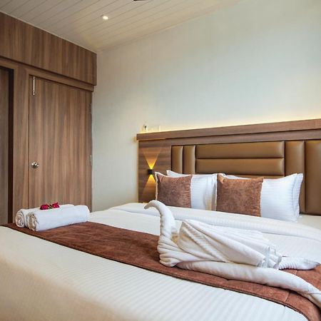 Hotel Galaxy Inn Navi Mumbai Dış mekan fotoğraf