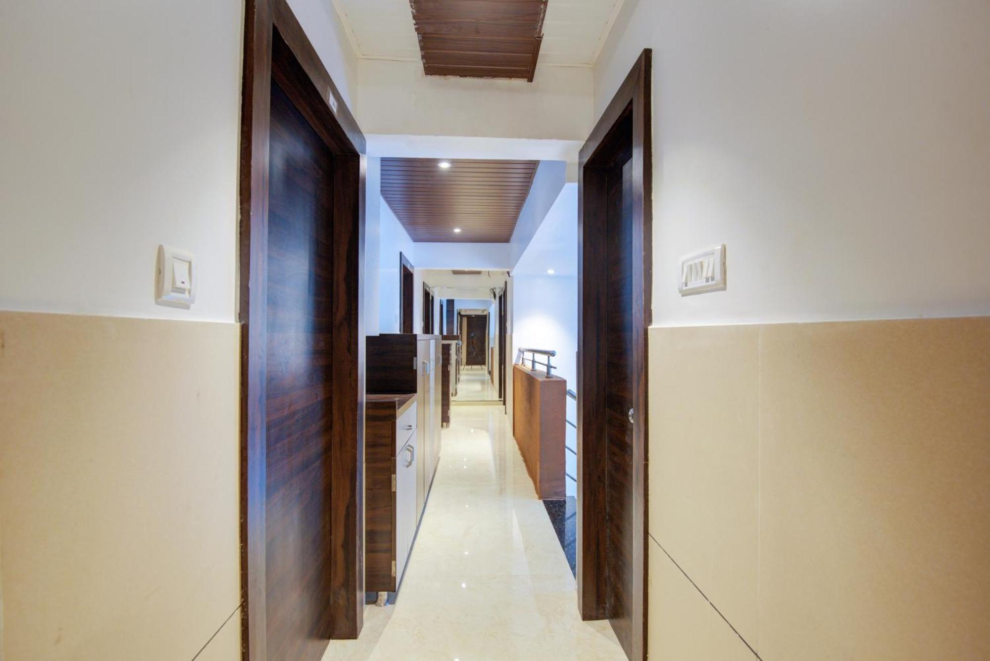 Hotel Galaxy Inn Navi Mumbai Dış mekan fotoğraf