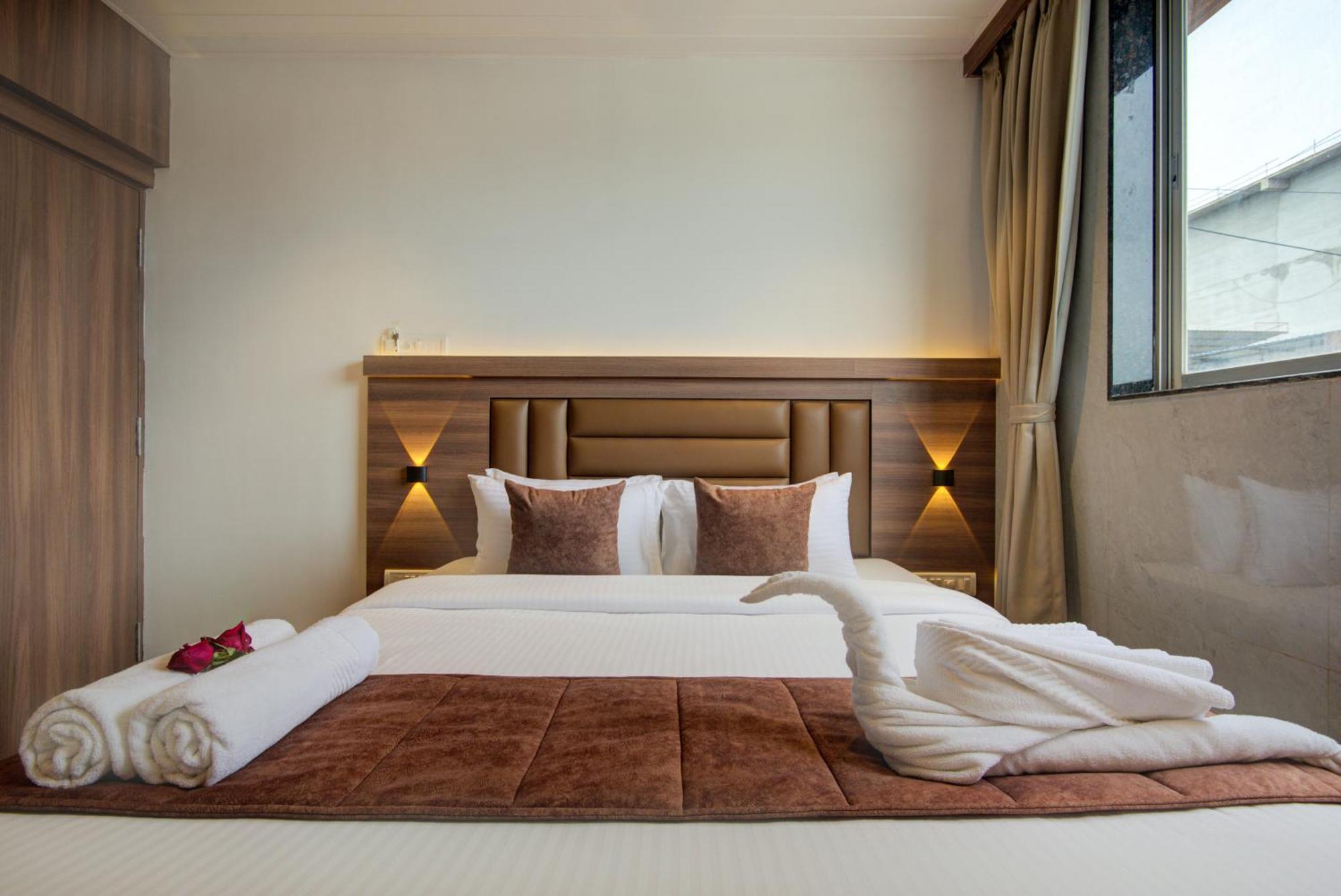 Hotel Galaxy Inn Navi Mumbai Dış mekan fotoğraf